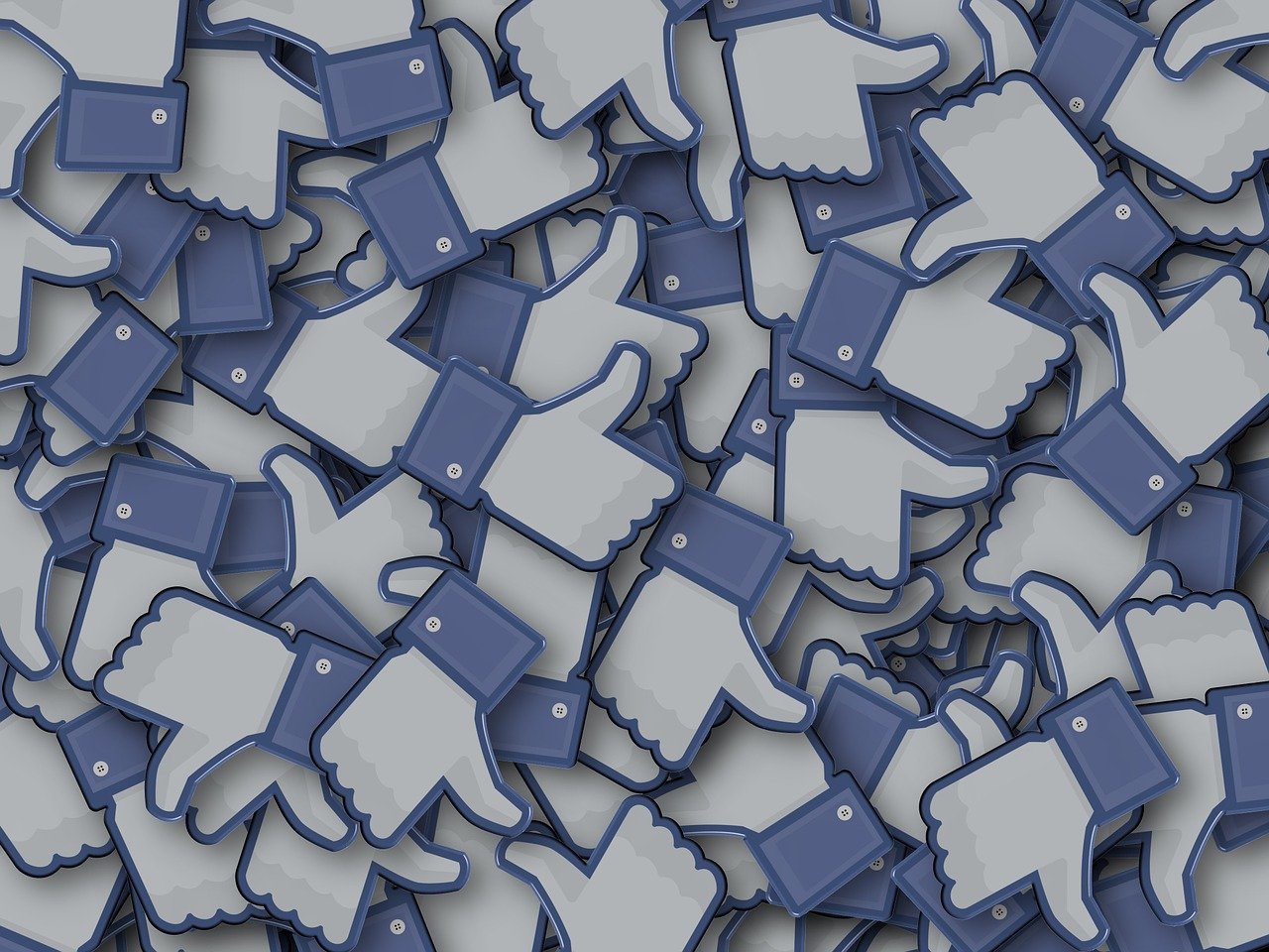 Réseaux sociaux : mes débuts dans la recherche de lecteurs 1/3